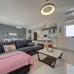 Homey & Modern 2br In An Amazing Location By 360 Estates Διαμέρισμα Is-Swieqi