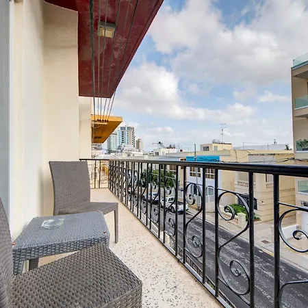 Homey & Modern 2br In An Amazing Location By 360 Estates Daire