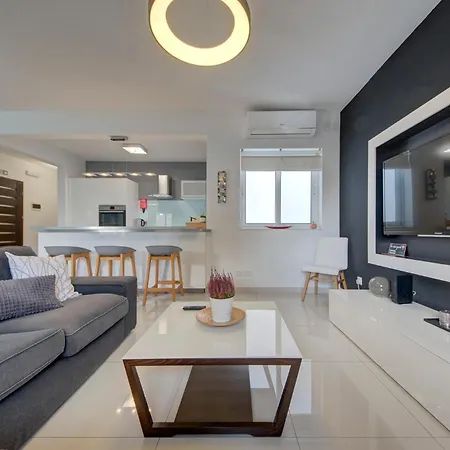 Homey & Modern 2br In An Amazing Location By 360 Estates Daire