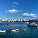 Homey & Modern 2br In An Amazing Location By 360 Estates Is-Swieqi