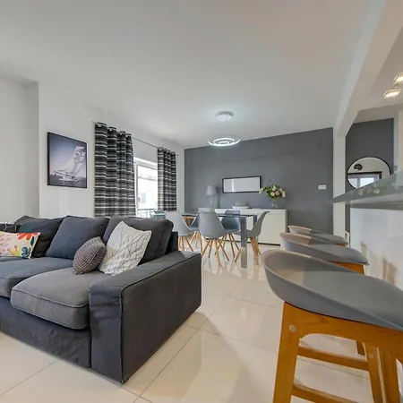 Homey & Modern 2br In An Amazing Location By 360 Estates Apartment Is-Swieqi