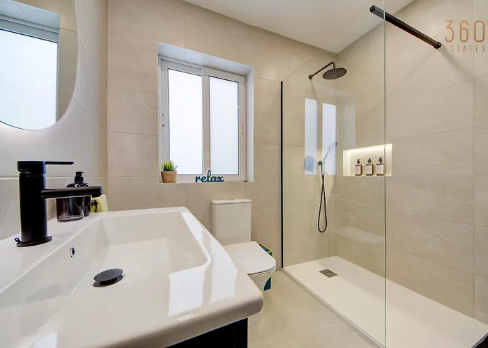 Homey & Modern 2br In An Amazing Location By 360 Estates 아파트 *