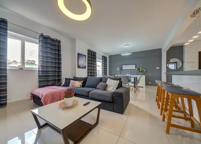 Homey & Modern 2br In An Amazing Location By 360 Estates 아파트