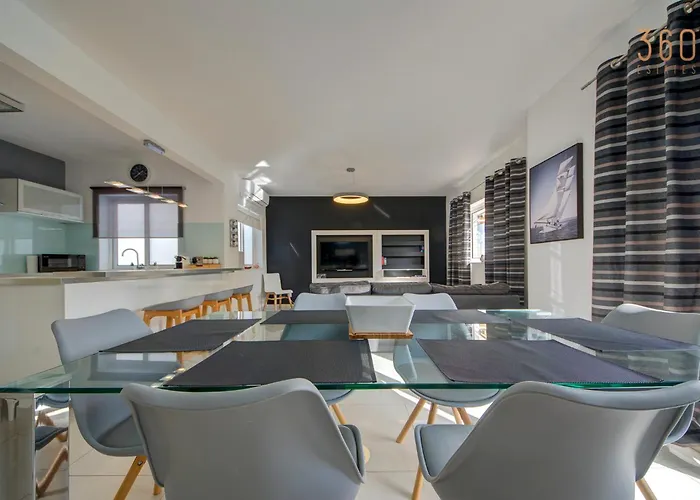 Homey & Modern 2br In An Amazing Location By 360 Estates 아파트 *