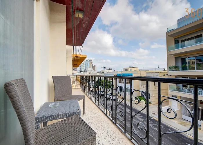 Homey & Modern 2br In An Amazing Location By 360 Estates 아파트