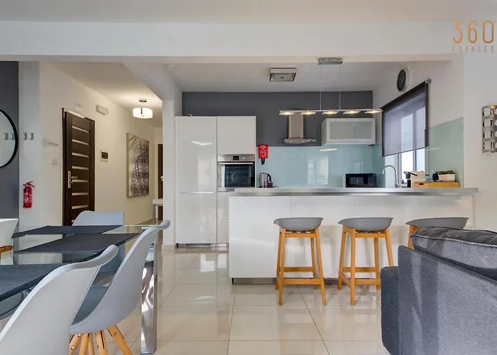 Homey & Modern 2br In An Amazing Location By 360 Estates * Is-Swieqi